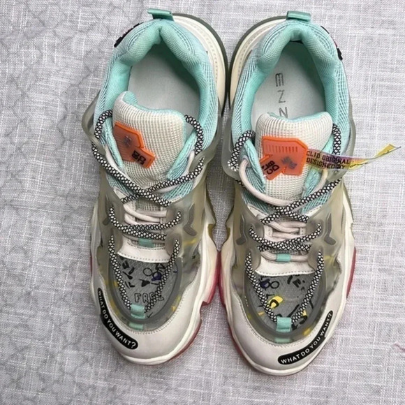 Enzo CLJD original size 8 athletic shoes - Picture 3 of 6